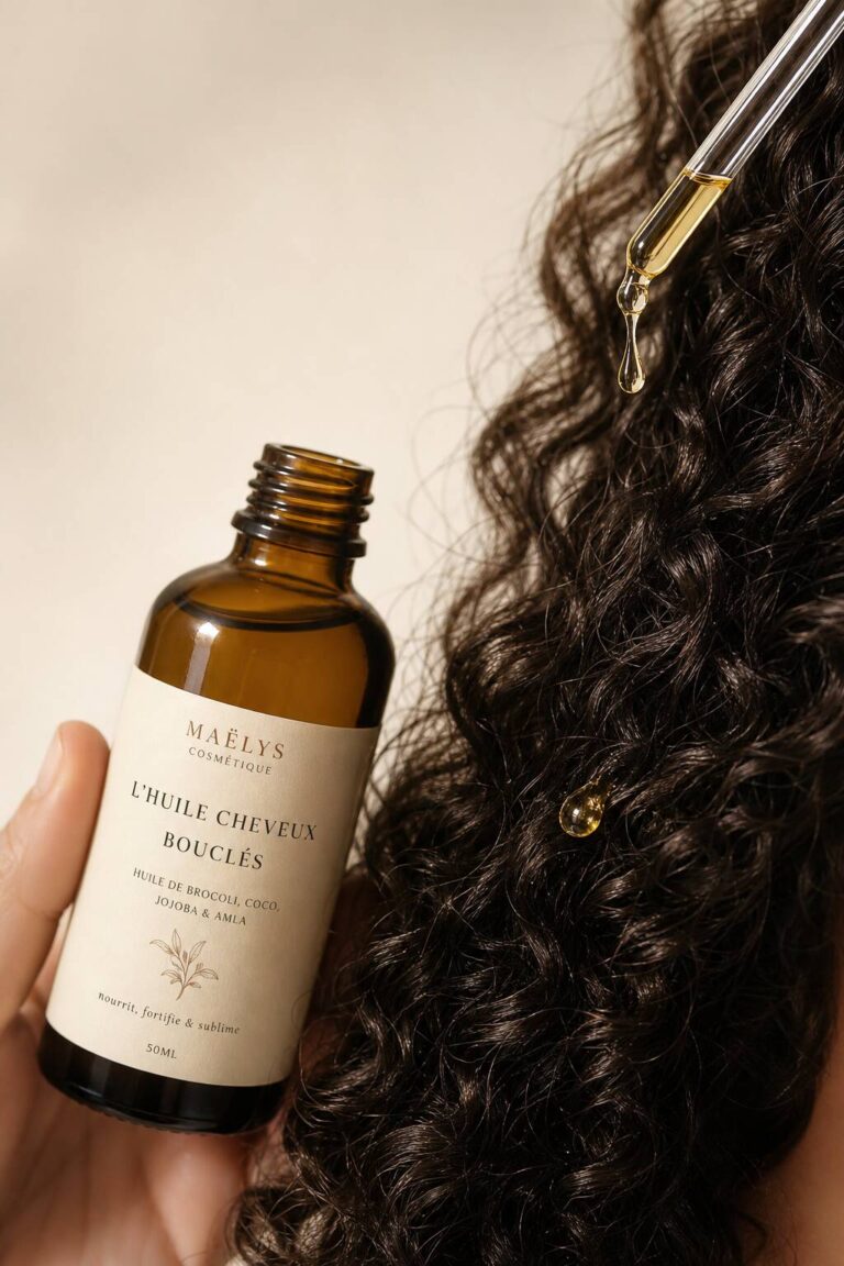 Huile pour cheveux bouclés - nutrition et brillance